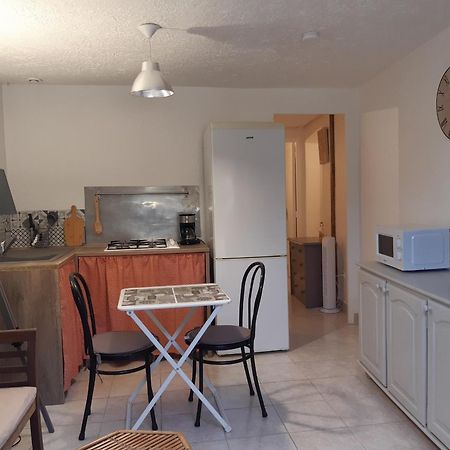 La Ferme De Manon Apartment Montferrat  Ngoại thất bức ảnh