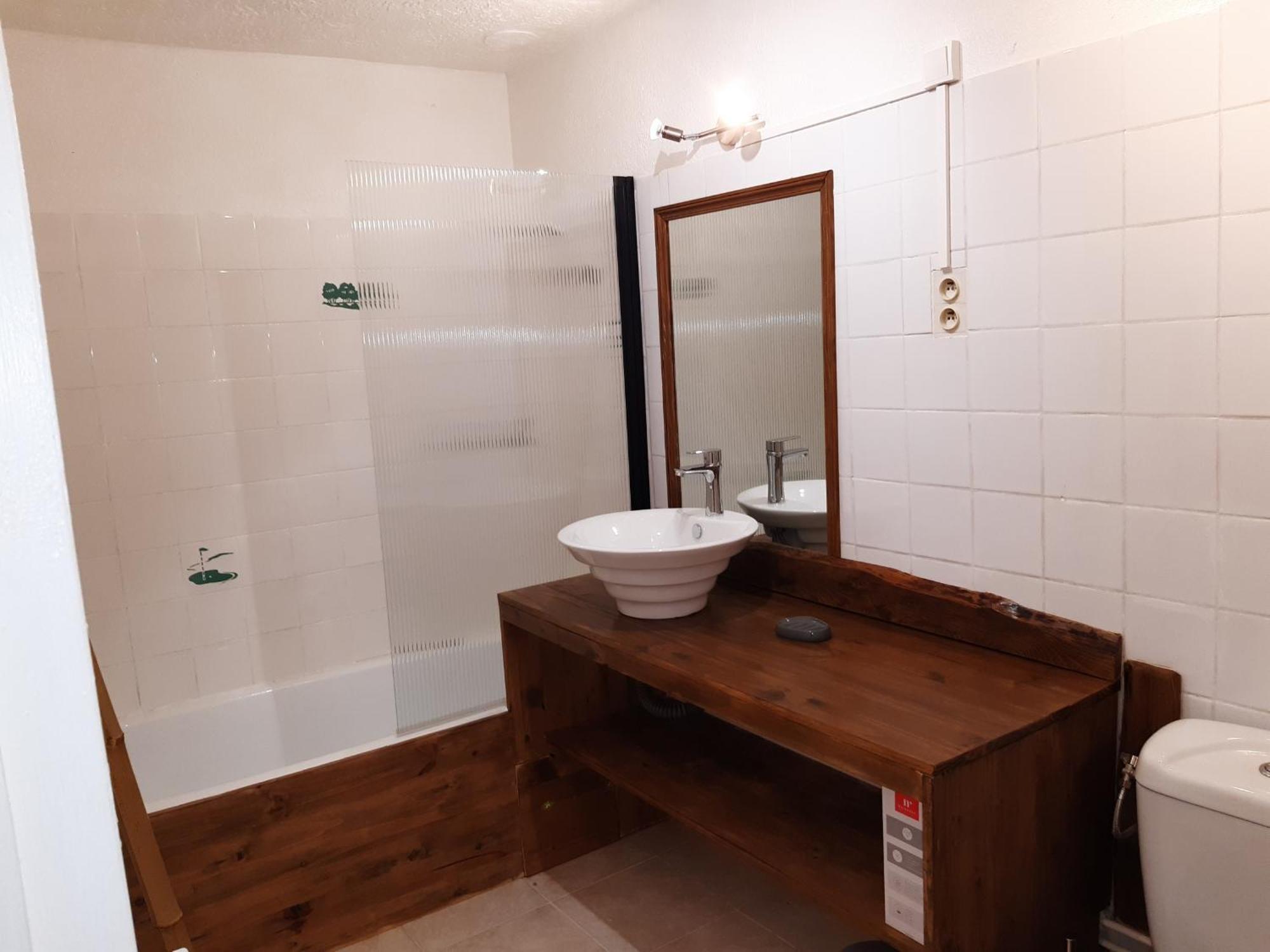 La Ferme De Manon Apartment Montferrat  Ngoại thất bức ảnh